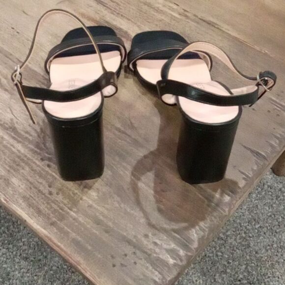 Berness Agatha Block Heel Square Toe Sandals W Slim Ankle Straps Size 10 NWT - Picture 6 of 7